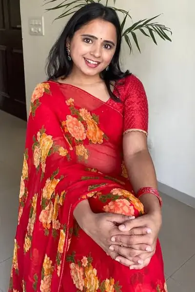 College girls and housewives available for service — image 2