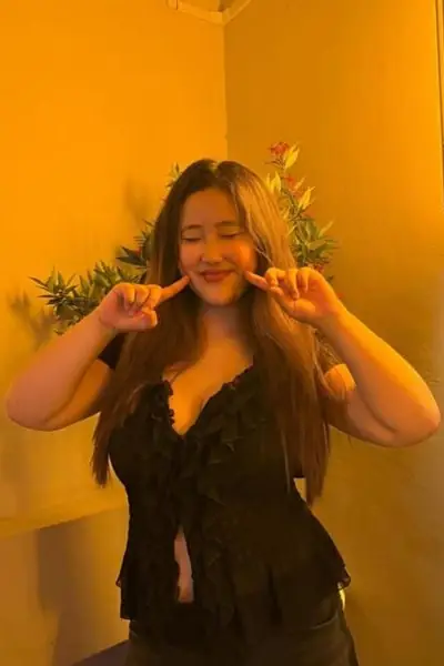 9217619402 Book Call Girls in Chattarpur Delhi at Low Cost Cash payment