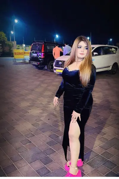 DELHI HIGH PROFILE WITHOUT CONDOM SUCKING BLOWJB 4000 SHORT 12000 NIGHT BOOKING AVAILABLE